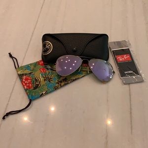 NWOT - Ray-Ban Aviator Sunglasses